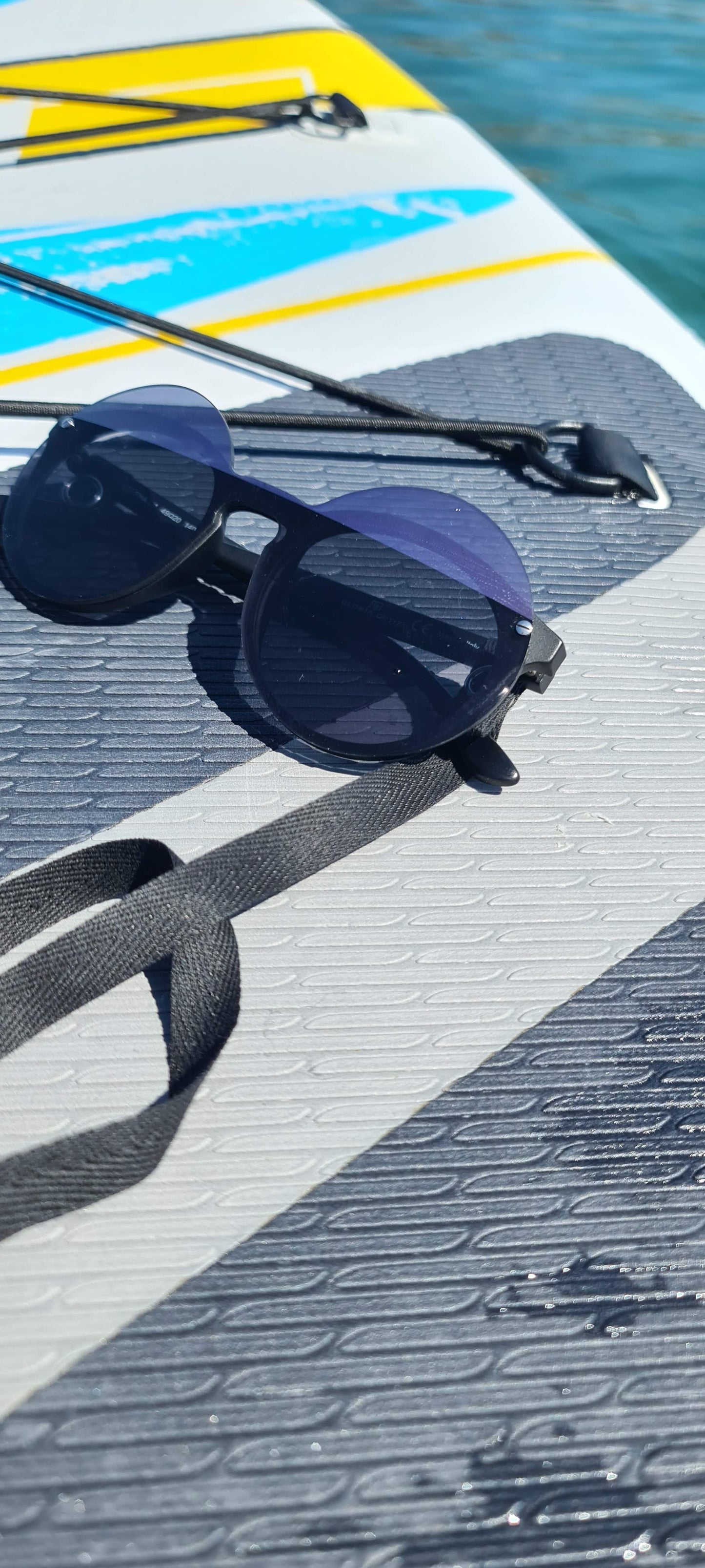 Black sunglasses strap